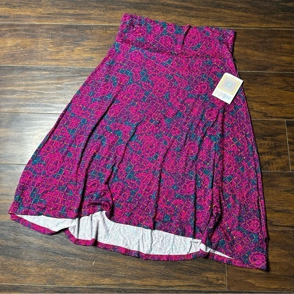 LuLaRoe Pink Paisley Printed Azure Skirt - Picture 1 of 5